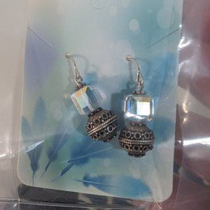 Vintage Dangle Gemstone Glittery Earrings